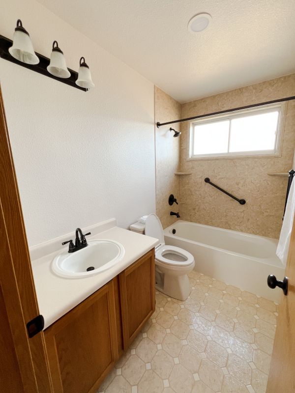 Top Bathroom Remodeling Companies in Westlake Village, CA